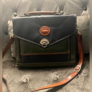 VINTAGE DOONEY & BOURKE CROSSBODY